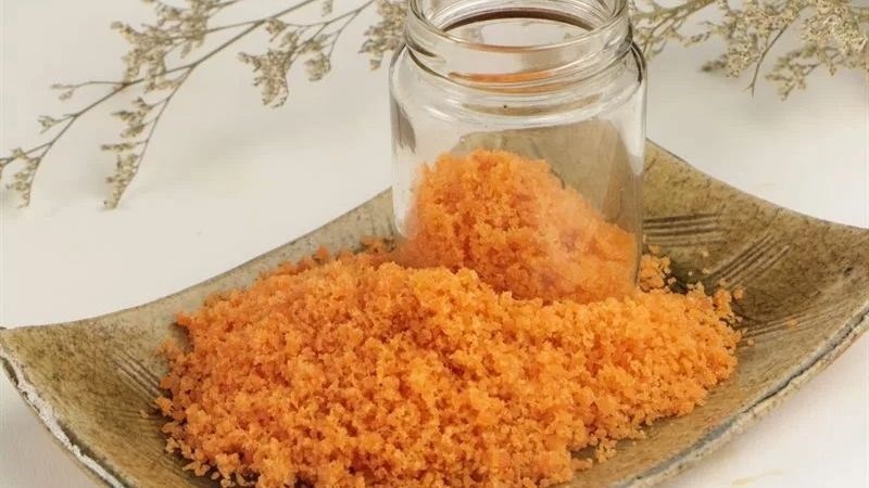 Hướng dẫn làm ruốc cá hồi thơm ngon và giàu dinh dưỡng cho bé