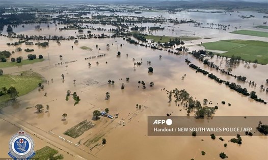 Một khu vực bị ngập lụt ở bang NSW, Australia. Ảnh: AFP