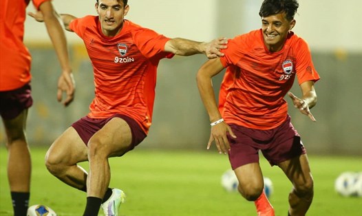 U23 Iraq đã có mặt tại UAE sớm để chuẩn bị cho trận ra quân Dubai Cup 2022 gặp U23 Việt Nam. Ảnh: LĐBĐ Iraq