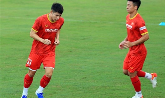 Hậu vệ Liễu Quang Vinh có thể nghỉ thi đấu dài hạn vì chấn thương. Ảnh: VFF