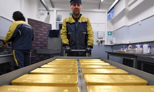 Nga có lượng dự trữ vàng trị giá khoảng 132 tỉ USD. Ảnh: Reuters