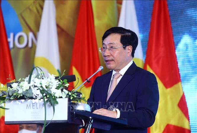 Phó Thủ tướng thường trực Phạm Bình Minh phát biểu tại Diễn đàn. Ảnh: An Đăng