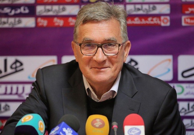 HLV tuyển Oman: "Tuyển Việt Nam có nhiều cầu thủ trẻ triển vọng"