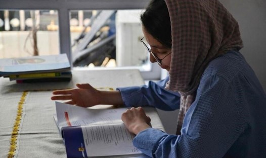 Taliban chưa có kế hoạch mở lại trường trung học cho trẻ em gái. Ảnh: AFP