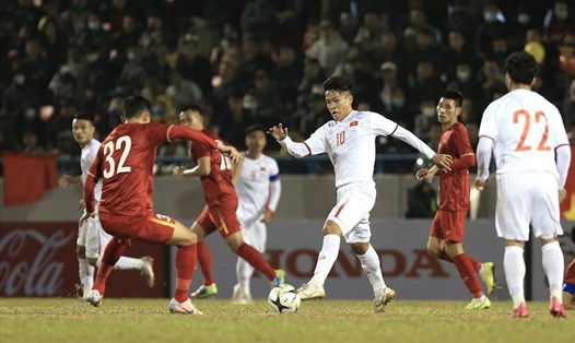 Sân Việt Trì từng tổ chức trận giao hữu giữa tuyển Việt Nam và U22 Việt Nam. Ảnh: Đông Đông