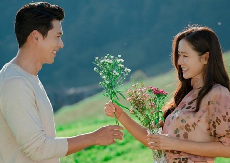 Đám cưới của Son Ye Jin và Hyun Bin diễn ra 11h ngày 31.3. Ảnh: tvN Đám cưới của Son Ye Jin và Hyun Bin diễn ra 11h ngày 31.3. Ảnh: tvN