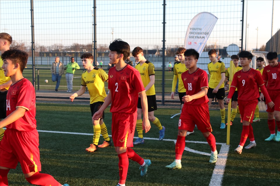U17 Việt Nam và tuần tập huấn đáng nhớ tại Dortmund