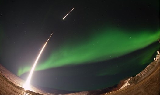 Một tên lửa do NASA tài trợ được phóng lên cực quang vào sáng sớm ngày 3.3.2014. Ảnh: NASA