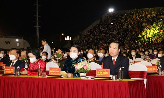 Các đại biểu dự Lễ kỷ niệm 200 năm danh xưng Ninh Bình và 30 năm tái lập tỉnh. Ảnh: NT