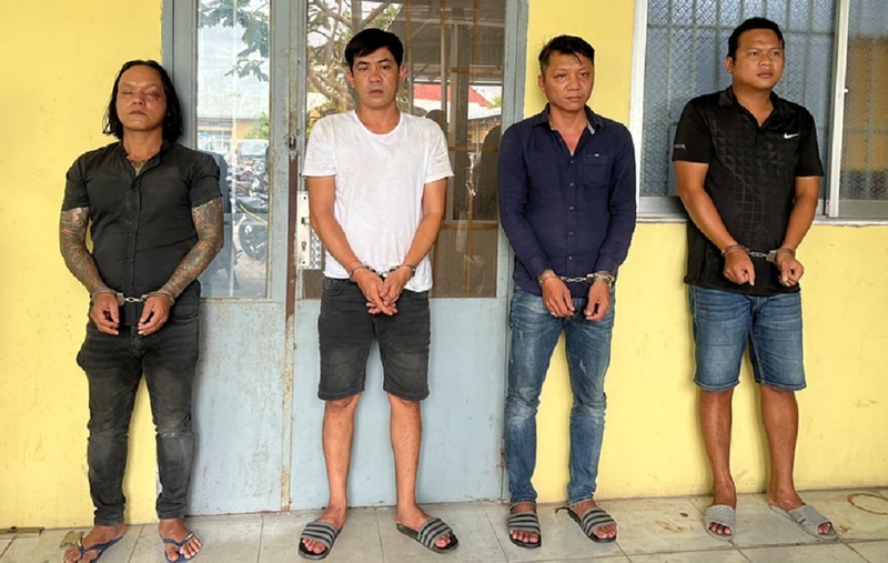 4 đối tượng từ trái qua: Lộc, Tấn, Phước và Đạt. Ảnh: CA ĐN