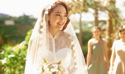 Ca sĩ Minh Hằng kết hôn vào tháng 6. Ảnh: NSCC.