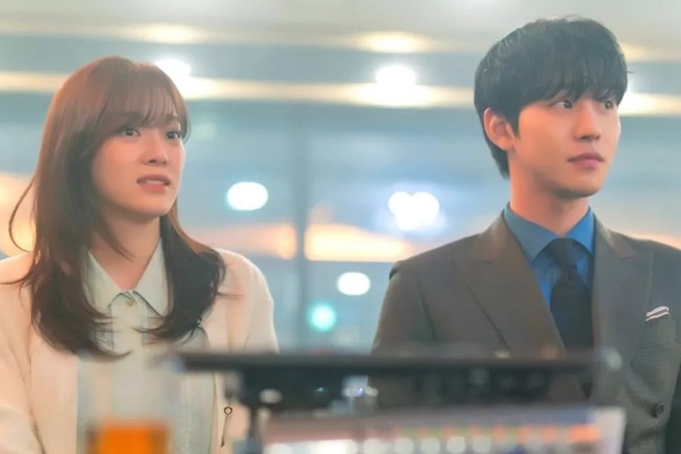 Ahn Hyo Seop, Kim Sejeong trong phim. Ảnh: CMH. Ahn Hyo Seop, Kim Sejeong trong phim. Ảnh: CMH.