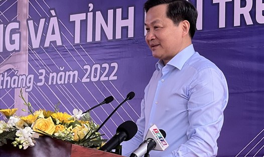 Phó Thủ tướng Lê Minh Khái phát biểu tại lễ khởi công. Ảnh: K.Q