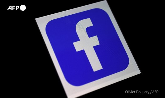 Là một công cụ kết nối xã hội, liệu Facebook có đang giúp người dùng cảm thấy bớt cô đơn? Ảnh: AFP