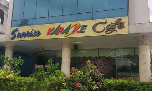 Do ảnh hưởng của dịch COVID-19, nhiều cơ sở kinh doanh karaoke trên địa bàn tỉnh Ninh Bình phải tạm dừng hoạt động trong một thời gian dài. Ảnh: NT