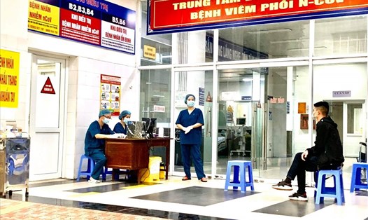 Kể từ khi dịch COVID-19 xuất hiện, Bệnh viện phổi Quảng Ninh trở thành Bệnh viện dã chiến số 2, chuyên điều trị bệnh nhân COVID-19. Ảnh: CTV