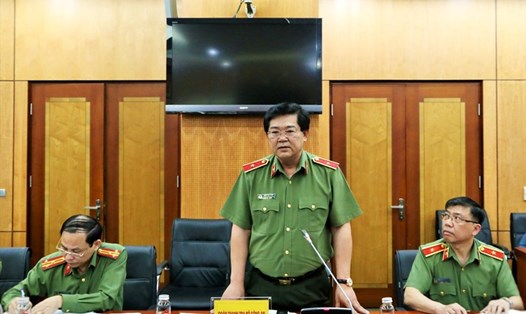 Thiếu tướng Trần Đức Tuấn phát biểu tại buổi công bố quyết định thanh tra. Ảnh: Thanh Tuấn
