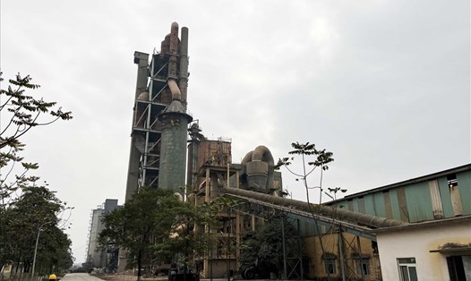 Qua kiểm tra cho thấy khói bụi, khí thải của Công ty CP Xi măng Tân Quang vào môi trường đều vượt quy chuẩn cho phép.