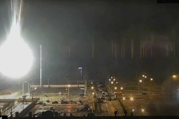 Ukraina tố Nga pháo kích nhà máy hạt nhân Zaporizhzhia sáng 4.3. Ảnh chụp màn hình