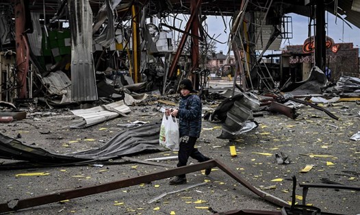 Quang cảnh tàn phá ở Irpin, Ukraina. Ảnh: AFP
