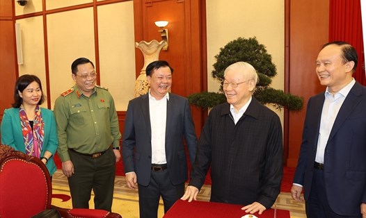 Tổng Bí thư Nguyễn Phú Trọng cùng các đại biểu TP.Hà Nội tại hội nghị. Ảnh: Trí Dũng