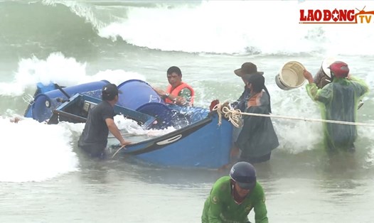 Phú Yên: nỗ lực khắc phục hậu quả sau mưa lốc bất thường