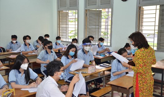 Học sinh lớp 12 tại TPHCM chuẩn bị cho Kỳ thi tốt nghiệp THPT năm 2022. Ảnh: Huyên Nguyễn