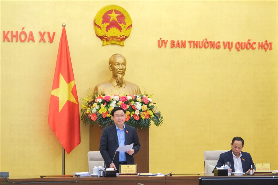 Chủ tịch Quốc hội Vương Đình Huệ phát biểu. Ảnh: QH