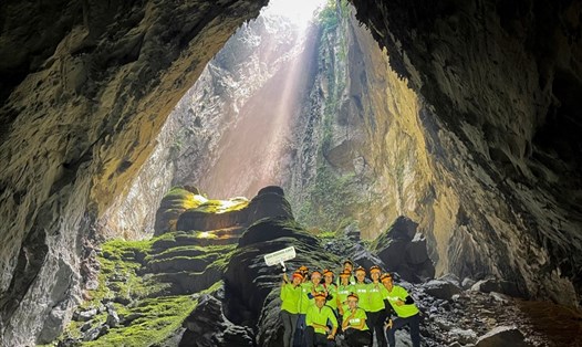 Hang Sơn Đoòng - hang động lớn nhất thế giới. Ảnh: Sở Du lịch Quảng Bình cung cấp