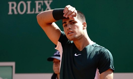 Carlos Alcaraz phải chia tay Monte Carlo Master 2022 ngay ở trận đấu đầu tiên. Ảnh: ATP