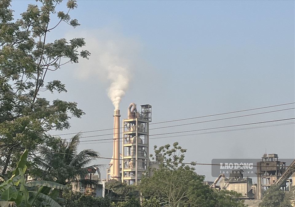 Ô nhiễm khói, bụi Ximăng Tuyên Quang: Quá sức chịu đựng người dân