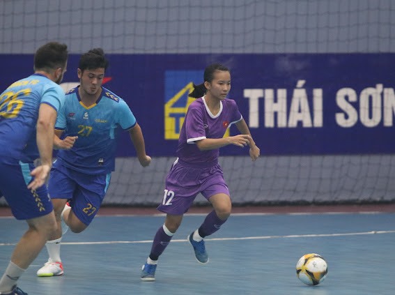 Tuyển nữ futsal Việt Nam chuẩn bị cho đợt tập huấn tại Bahrain