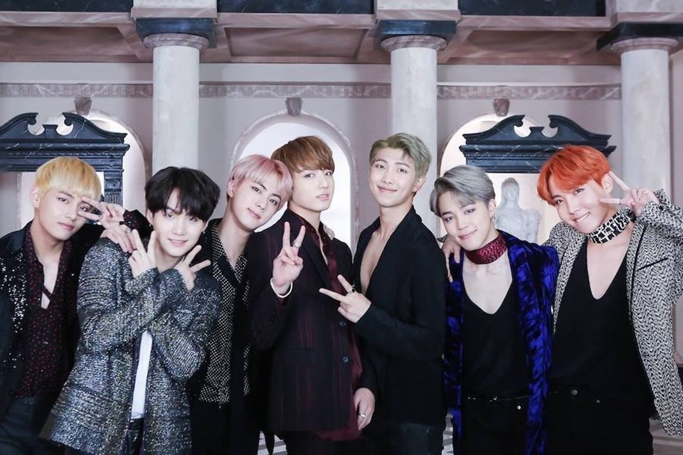Ca khúc "Blood Sweat & Tears" của BTS đạt mốc 400 triệu lượt nghe trên Spotify. Ảnh: Twitter Ca khúc "Blood Sweat & Tears" của BTS đạt mốc 400 triệu lượt nghe trên Spotify. Ảnh: Twitter