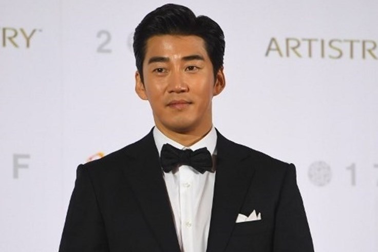 Yoon Kye Sang tổ chức lễ cưới vào tháng 6 Yoon Kye Sang tổ chức lễ cưới vào tháng 6