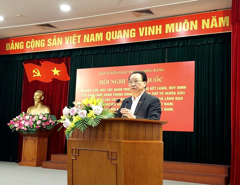 GS.TS Phùng Hữu Phú - Chủ tịch Hội đồng khoa học cơ quan Đảng. Ảnh: T.Vương