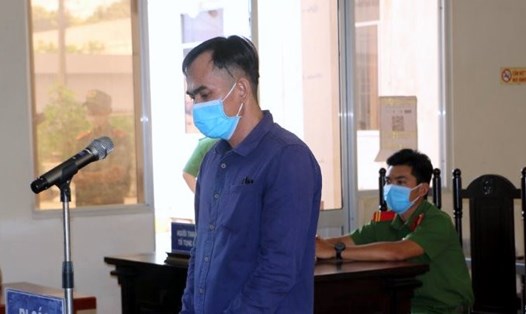 Huỳnh Hữu Lực tại TAND tỉnh Bạc Liêu nhận bản án 16 năm tù. Ảnh: Kim Phượng