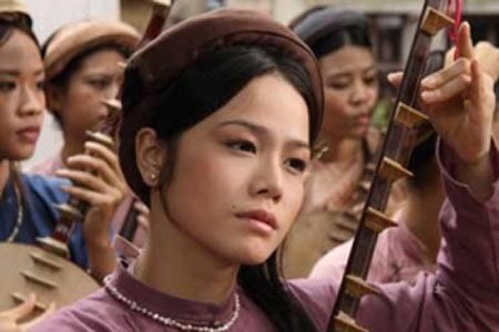 “Ai đang được lấy cắp nỏ thần của An Dương Vương" và bi hài ở phim lịch sử