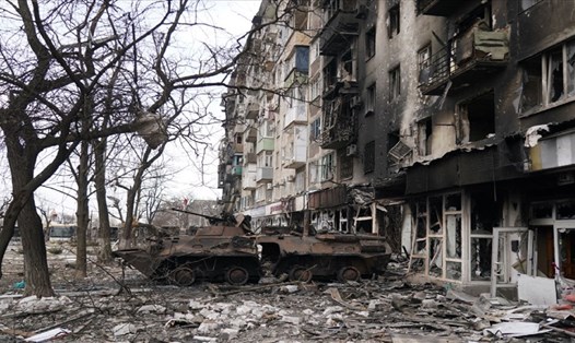 Thành phố Mariupol của Ukraina bị tàn phá nặng nề. Ảnh: AFP