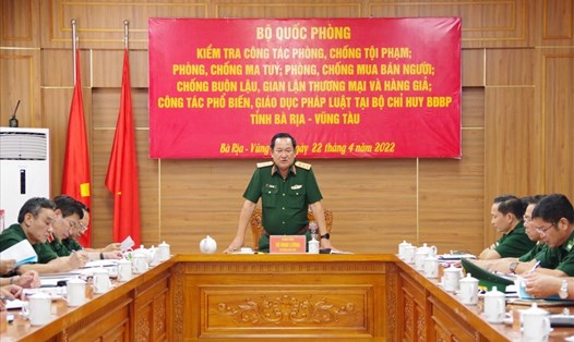 Thượng tướng Võ Minh Lương phát biểu chỉ đạo tại buổi làm việc. Ảnh: BĐBP