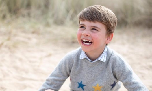Hoàng tử Louis tròn 4 tuổi. Ảnh: Hoàng gia Anh