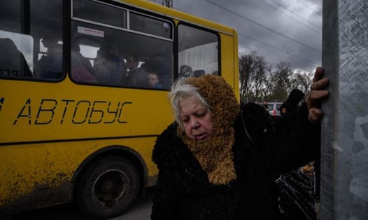 Những người di tản ở thành phố Mariupol, nam Ukraina ngày 21.4.2022. Ảnh: AFP