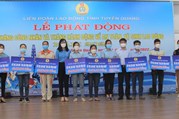 LĐLĐ tỉnh Tuyên Quang trao tiền hỗ trợ "Mái ấm Công đoàn" cho 9 đoàn viên