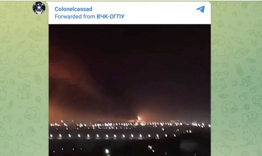 Cháy kho dầu ở Bryansk, Nga ngày 25.4. Ảnh: Telegram