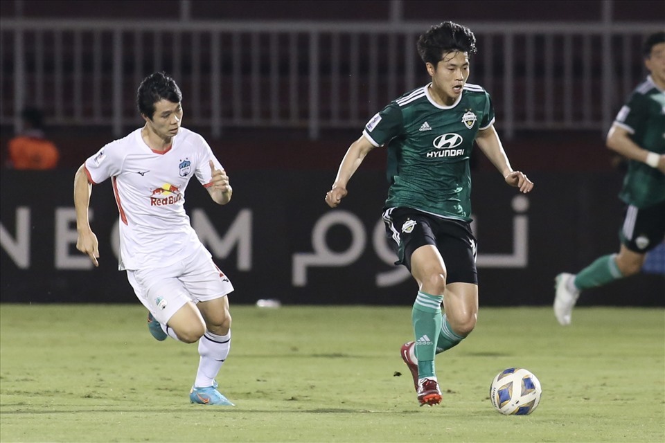 Xem trực tiếp Hoàng Anh Gia Lai vs vs Jeonbuk Hyundai Motors trên kênh nào?