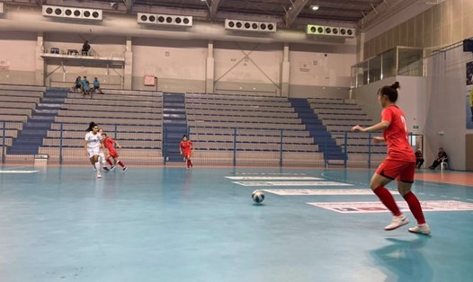 Futsal nữ Việt Nam tiếp tục chuỗi trận giao hữu chuẩn bị cho SEA Games 31. Ảnh: VFF