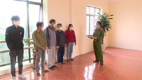 Các đối tượng tại cơ quan điều tra. Ảnh: Công an tỉnh Hải Dương