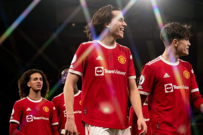 4 món quà Man United có thể tặng Ten Hag vào mùa Hè này