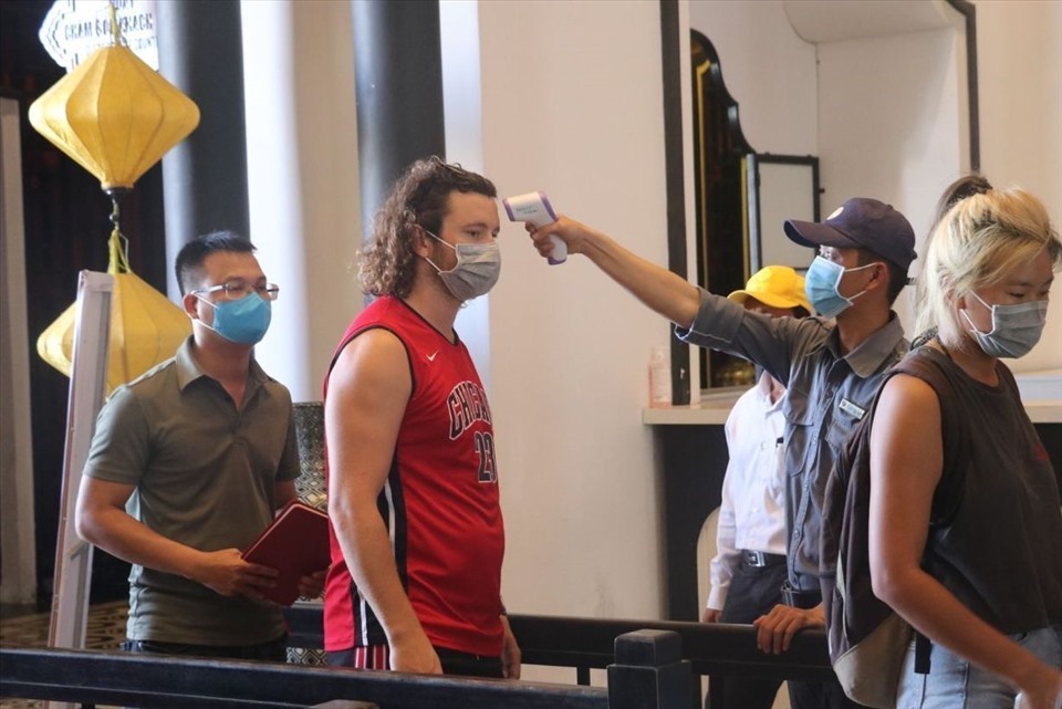 Việt Nam sẵn sàng liên kết với Lào và Campuchia xây dựng các tour, tuyến, điểm nhằm thu hút khách du lịch. Ảnh: LĐ