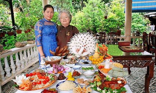 Từ chiều ngày 30.4 đến hết ngày 1.5.2022, tại Công viên Tứ tượng, đường Lê Lợi, thành phố Huế, sẽ diễn ra Ngày hội “Huế - Kinh đô ẩm thực”. Ảnh: Từ Ân