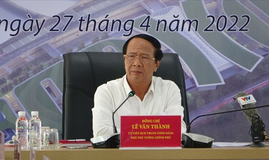 Phó Thủ tướng Lê Văn Thành phát biểu tại buổi kiểm tra dự án sân bay Long Thành. Ảnh: Hà Anh Chiến